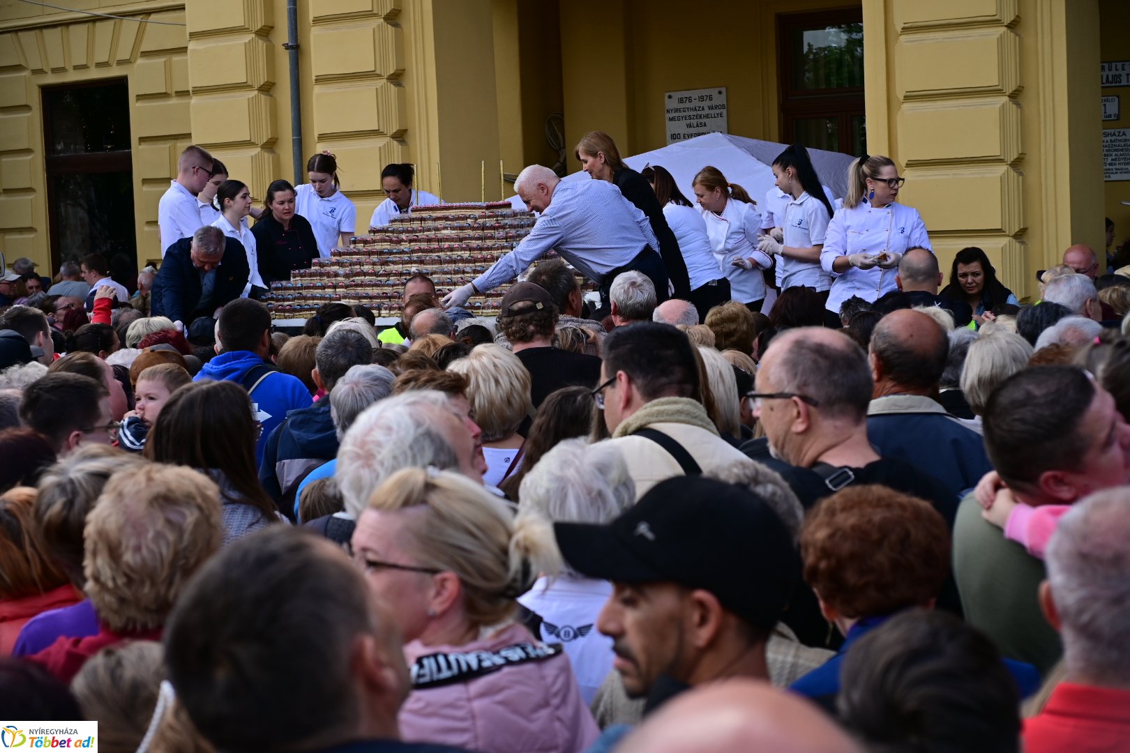 Város tortája 2025