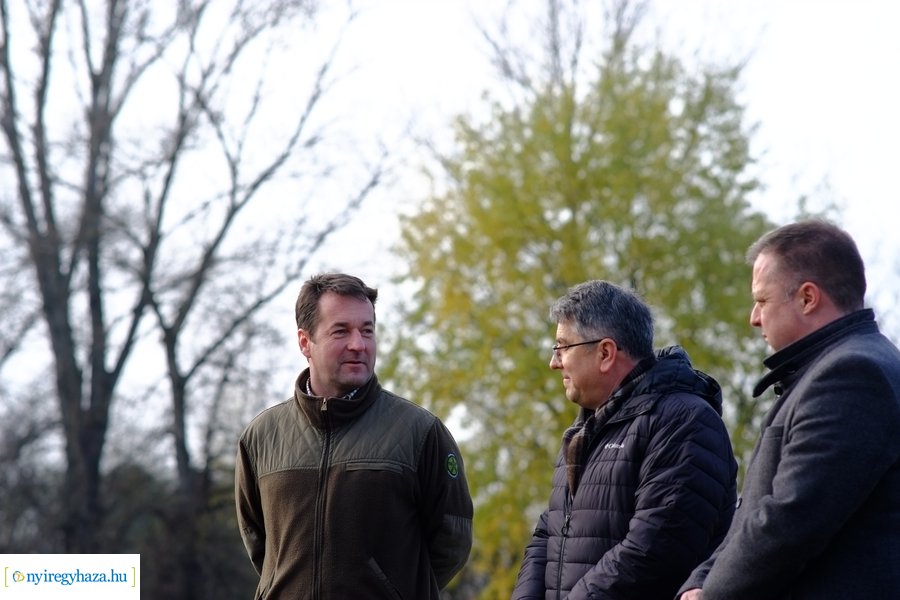 Városfa program és útfejlesztés Nyírszőlősön