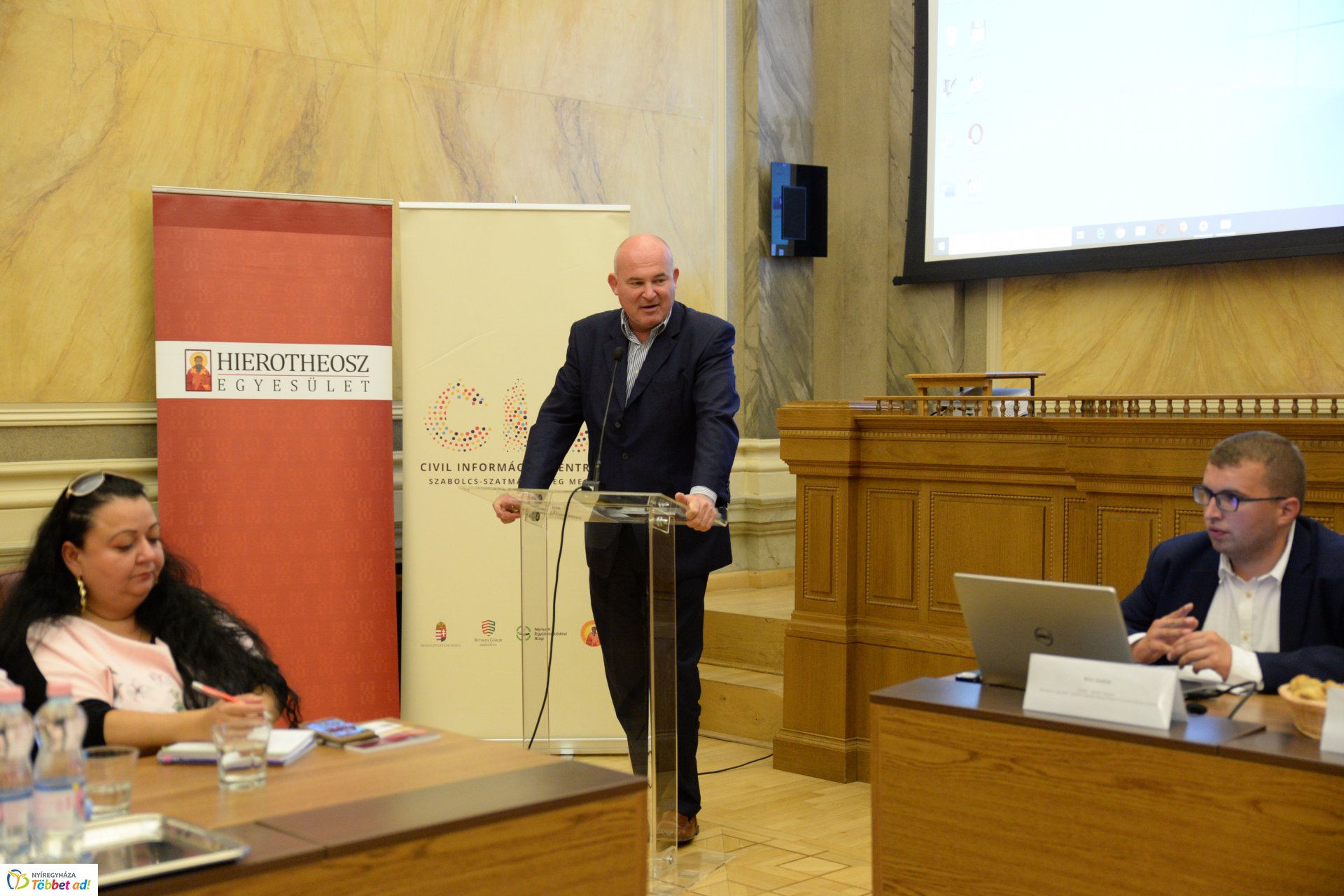 Városháza CIC/NEA fórum