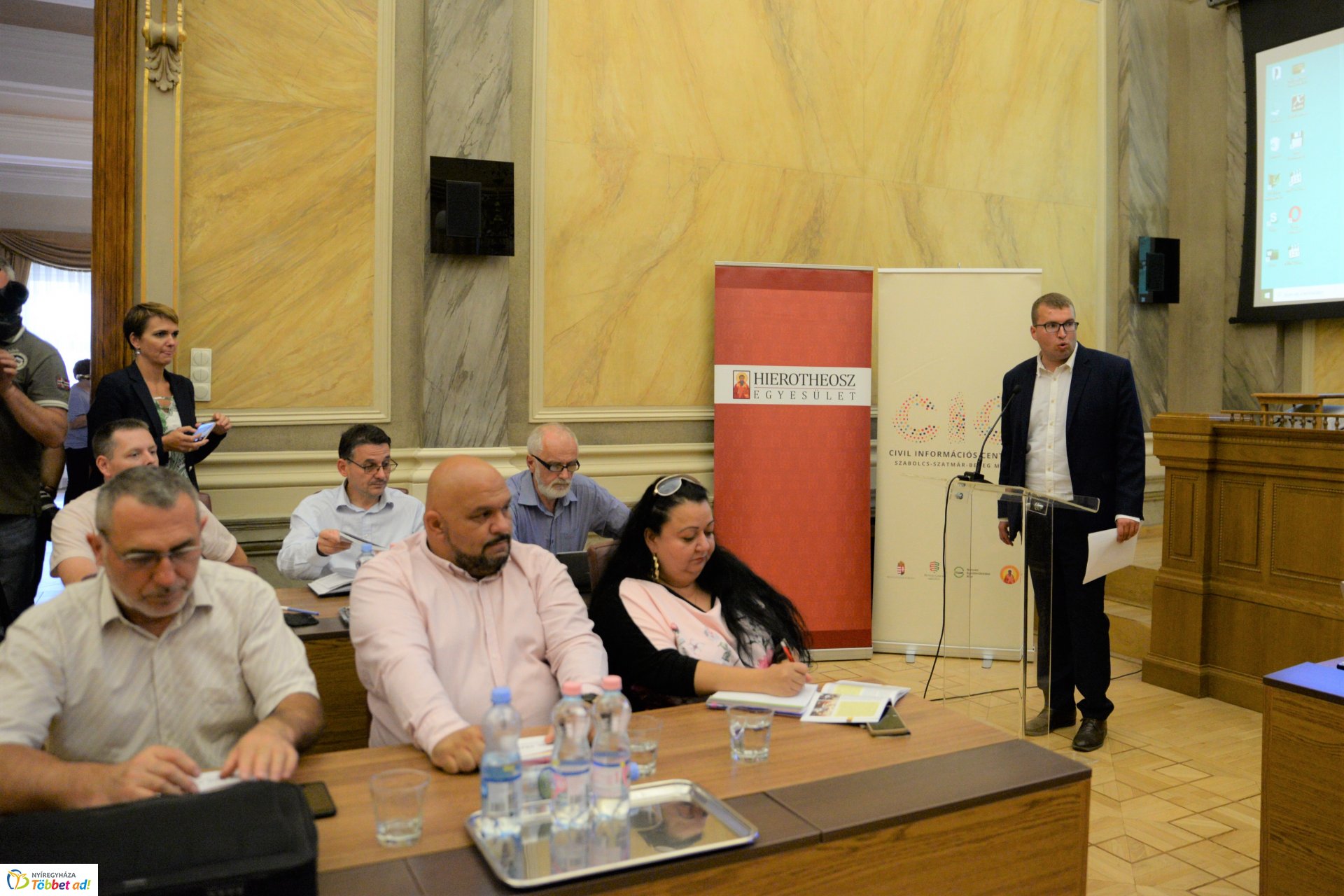 Városháza CIC/NEA fórum