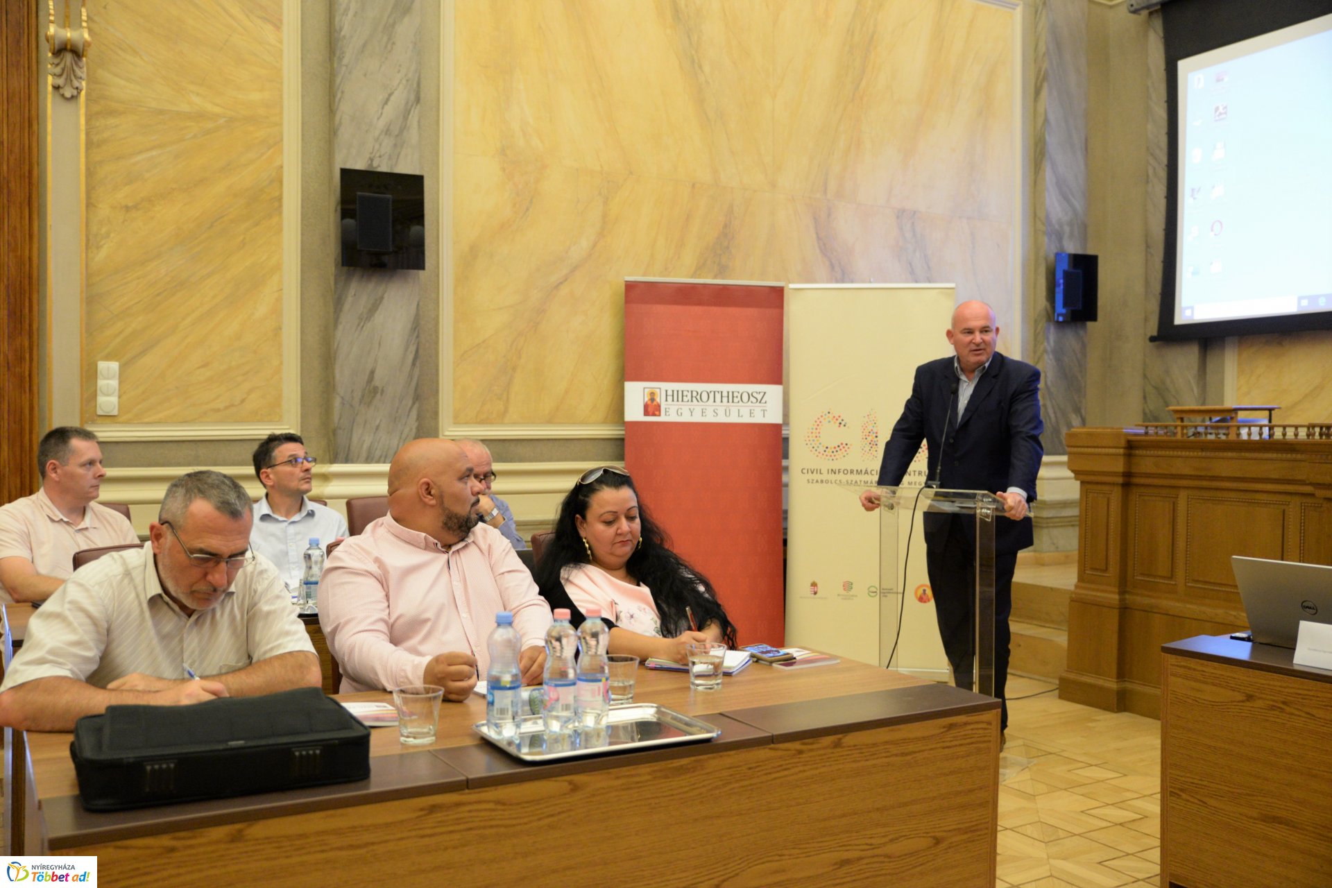 Városháza CIC/NEA fórum