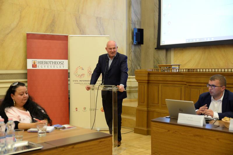 Városháza CIC/NEA fórum