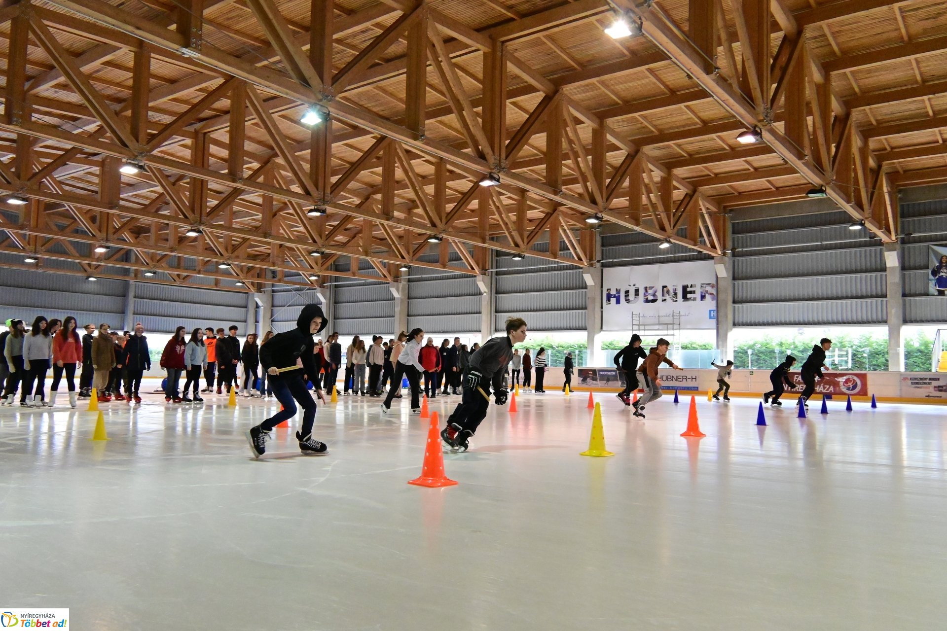 Városi Jégtusa a Városi Jégpályán - 2025