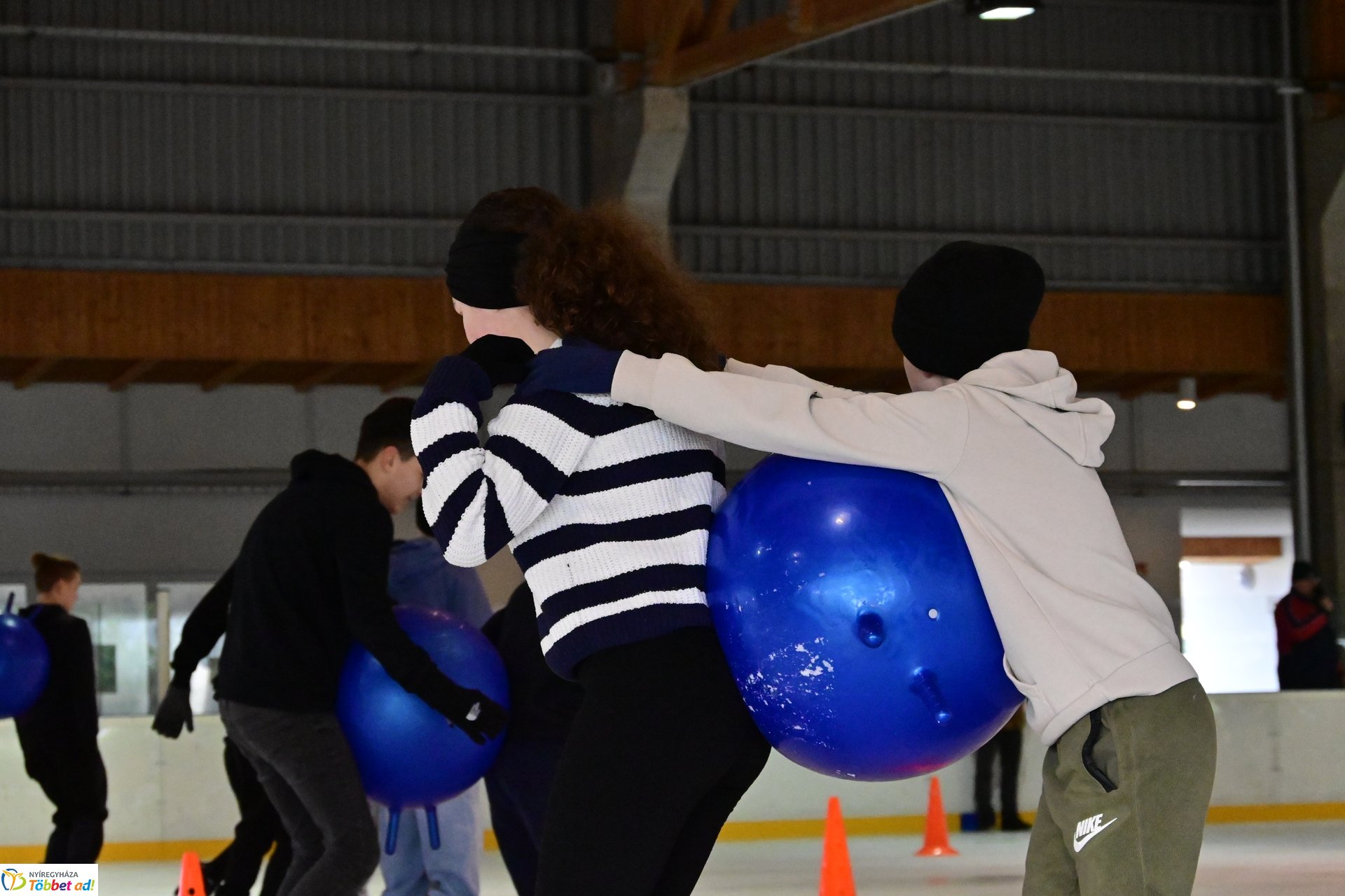 Városi Jégtusa a Városi Jégpályán - 2025