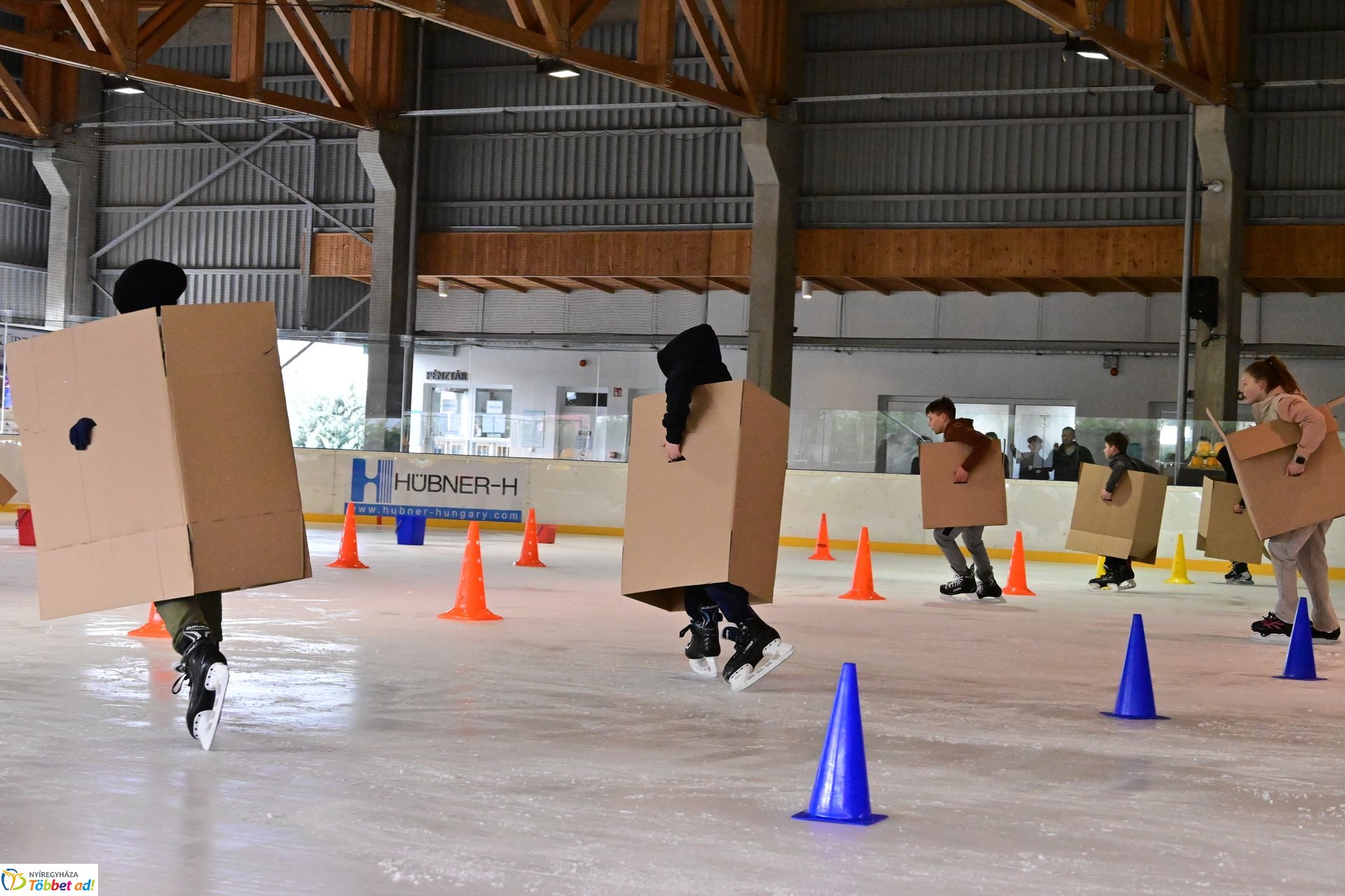 Városi Jégtusa a Városi Jégpályán - 2025