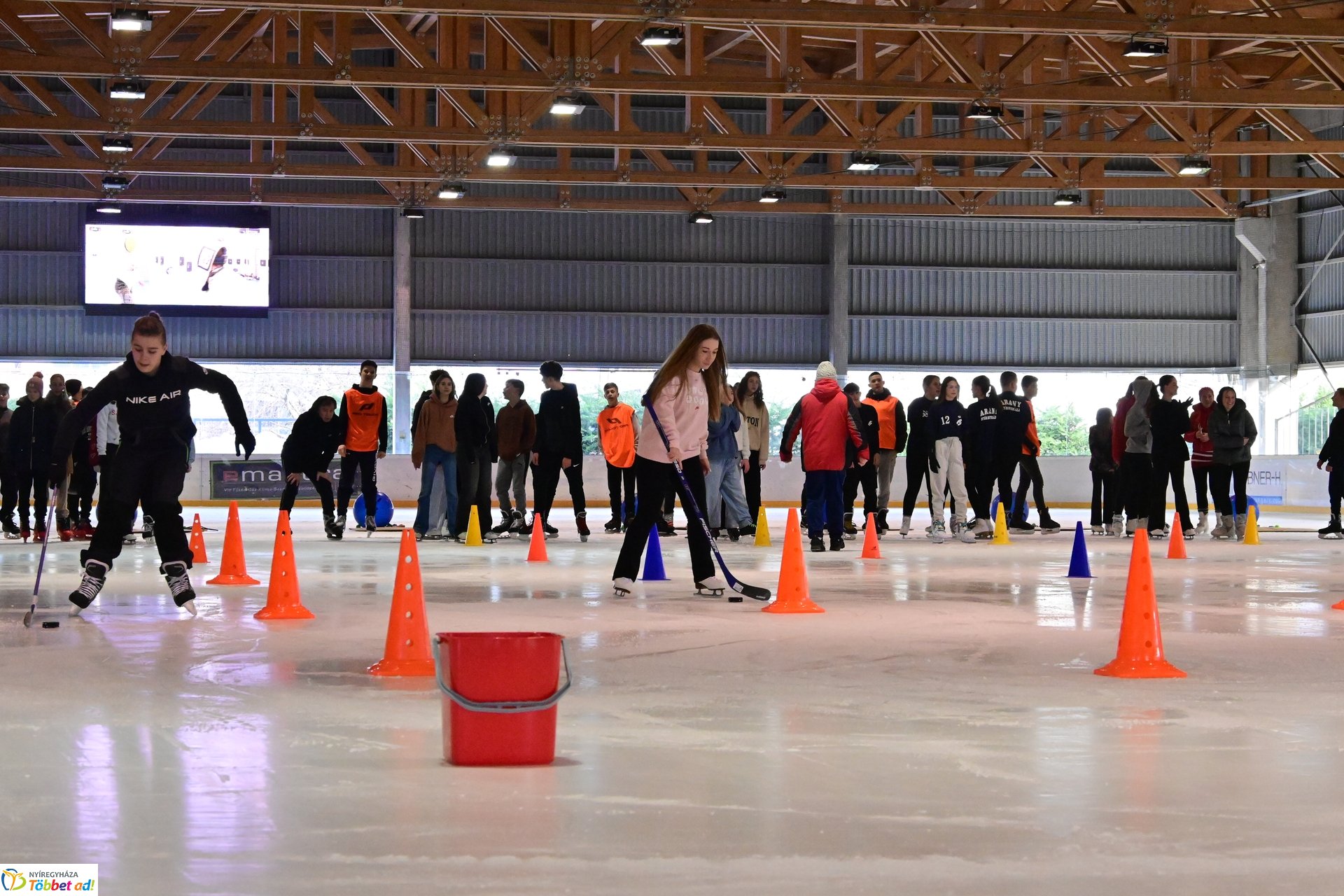 Városi Jégtusa a Városi Jégpályán - 2025