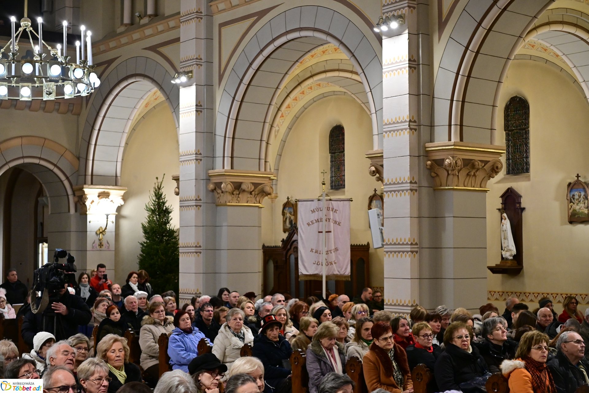 Városi Karácsonyi Hangverseny a Magyarok Nagyasszonya-társszékesegyházban 2024