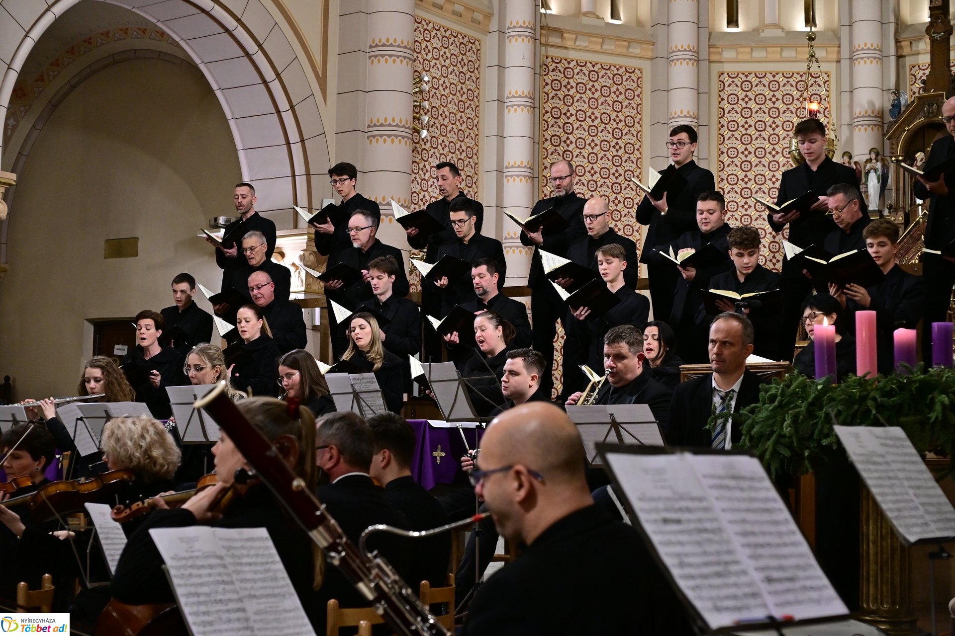 Városi Karácsonyi Hangverseny a Magyarok Nagyasszonya-társszékesegyházban 2024