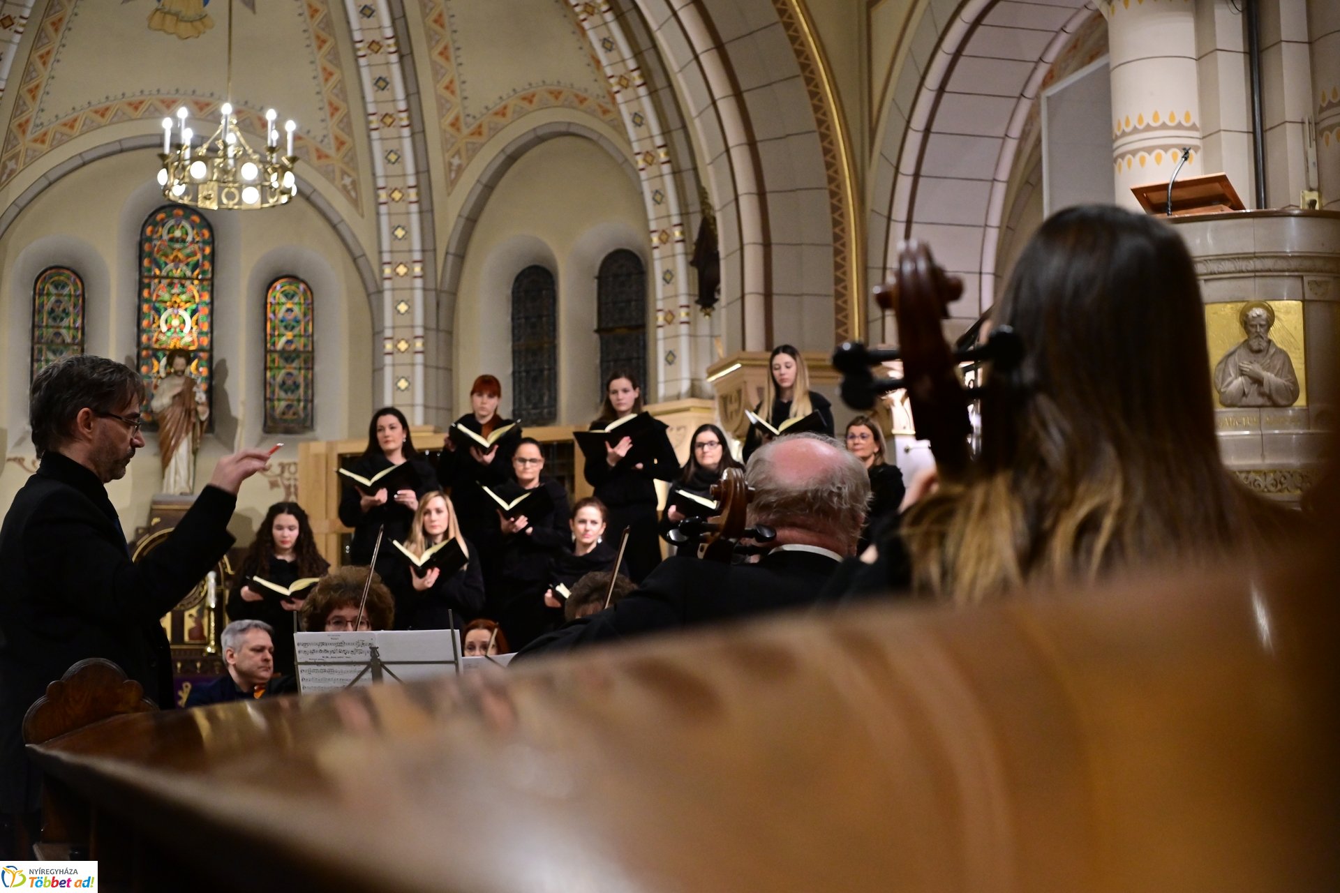 Városi Karácsonyi Hangverseny a Magyarok Nagyasszonya-társszékesegyházban 2024