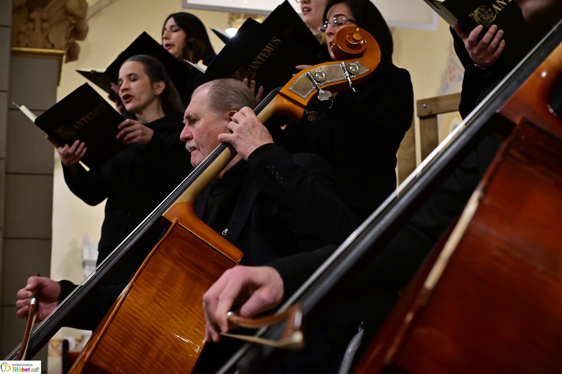 Városi Karácsonyi Hangverseny a Magyarok Nagyasszonya-társszékesegyházban 2024