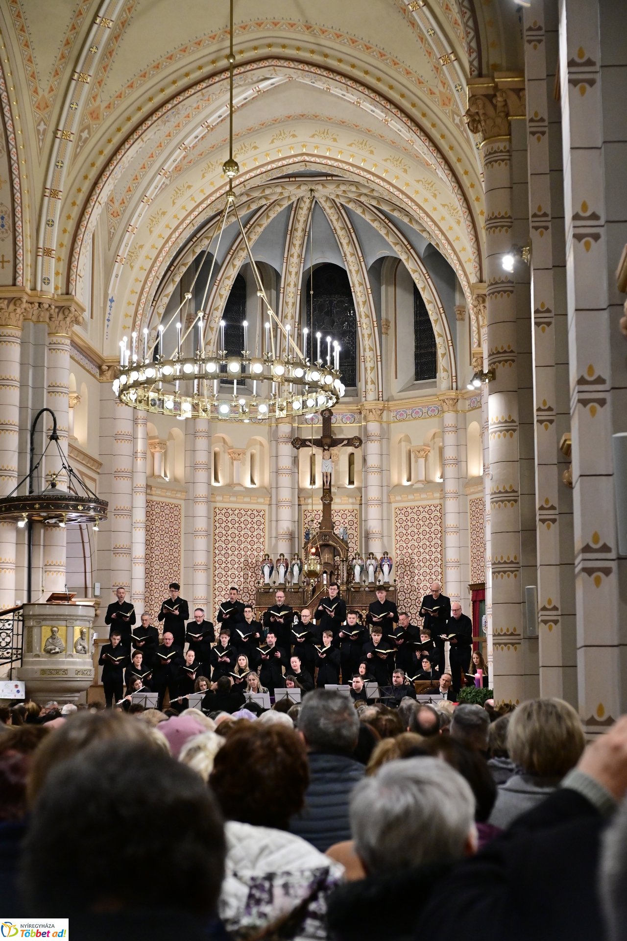 Városi Karácsonyi Hangverseny a Magyarok Nagyasszonya-társszékesegyházban 2024
