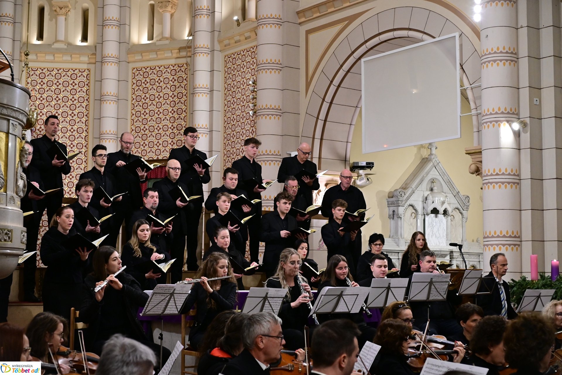 Városi Karácsonyi Hangverseny a Magyarok Nagyasszonya-társszékesegyházban 2024