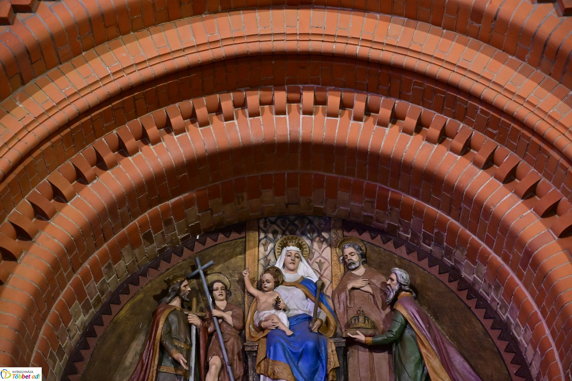 Városi Karácsonyi Hangverseny a Magyarok Nagyasszonya-társszékesegyházban 2024