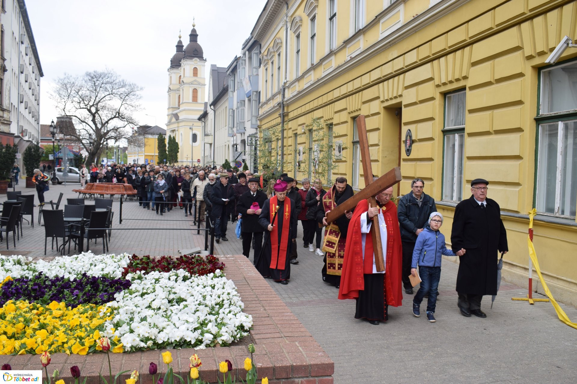 Városi Keresztút – Fotók: Nyíregyházi Egyházmegye