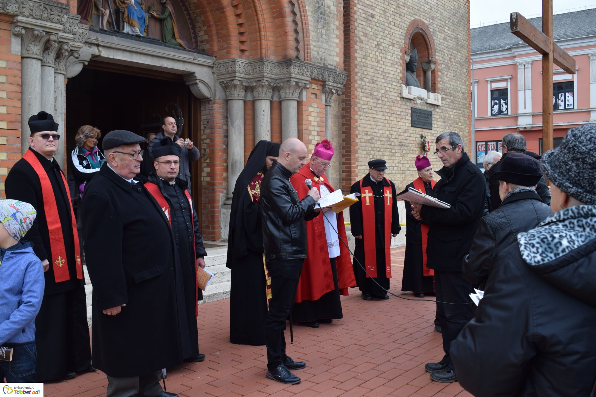 Városi Keresztút – Fotók: Nyíregyházi Egyházmegye