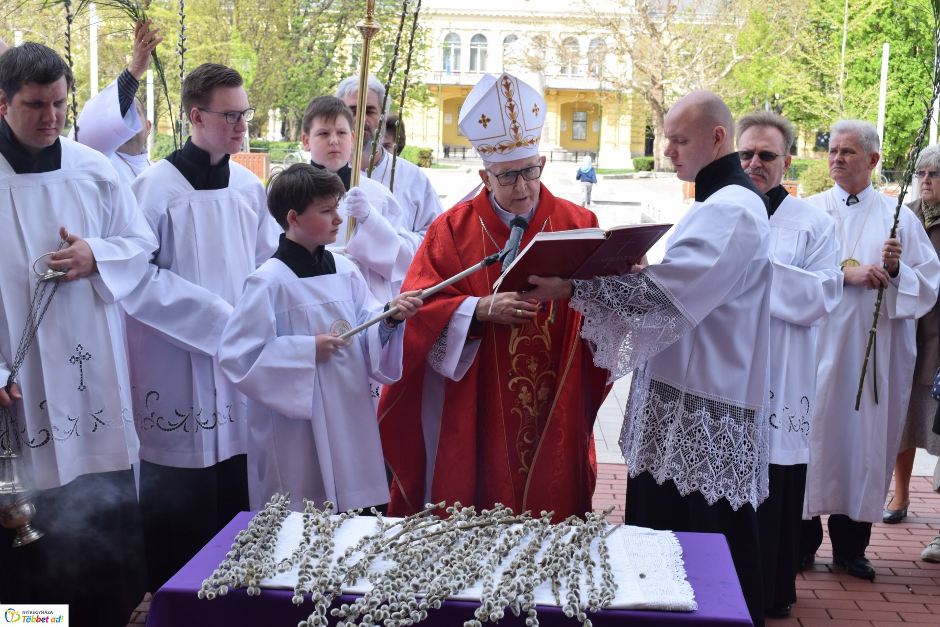 Városi Keresztút – Fotók: Nyíregyházi Egyházmegye