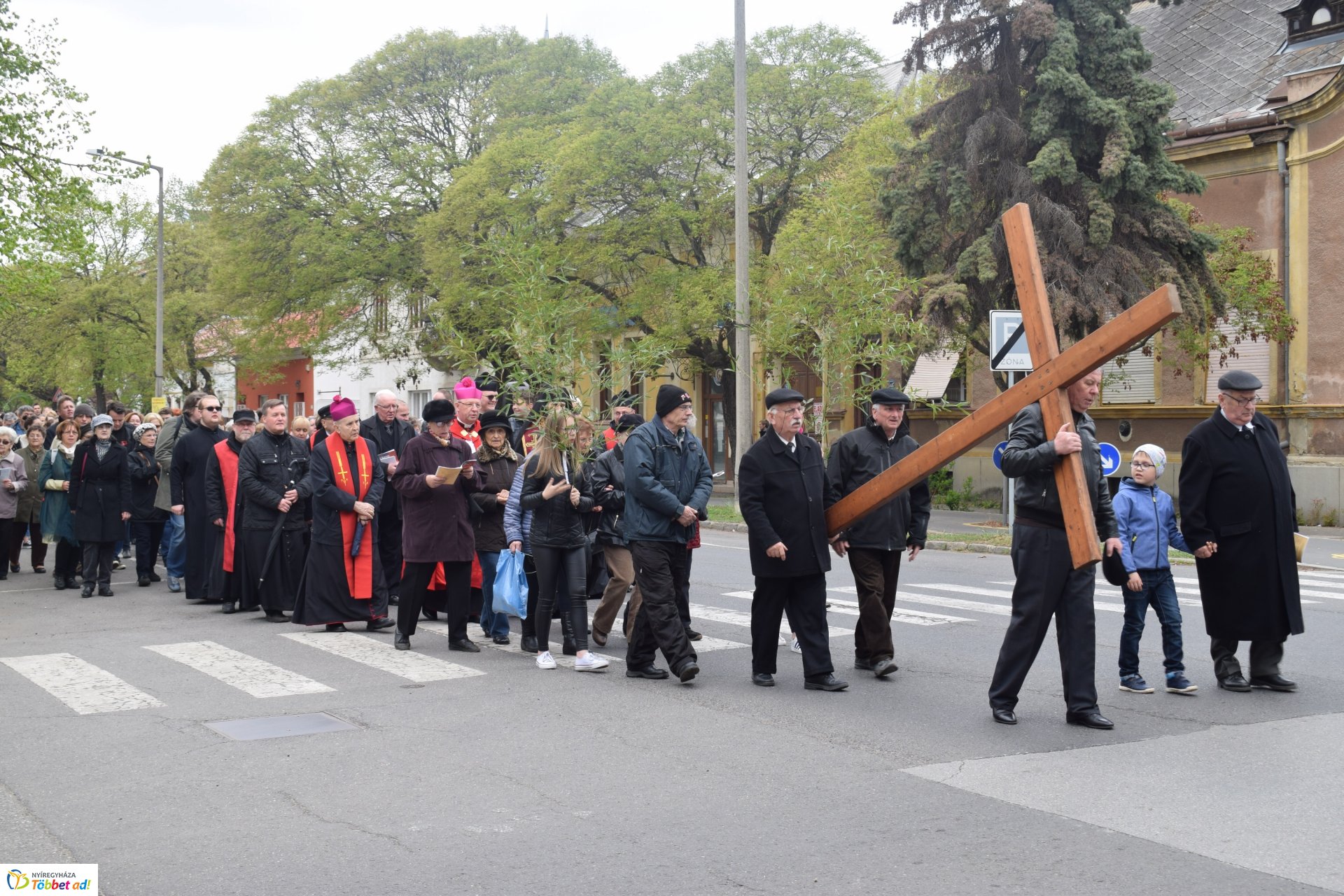 Városi Keresztút – Fotók: Nyíregyházi Egyházmegye