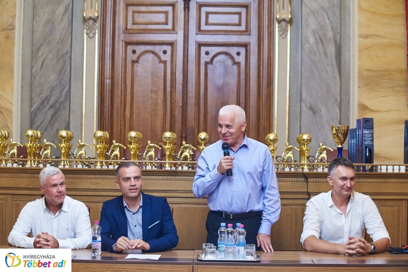 Városi Kispályás Labdarúgó Bajnokság díjátadó