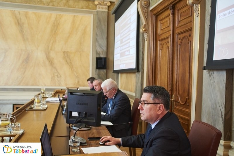 Városi közgyűlés 2019-02