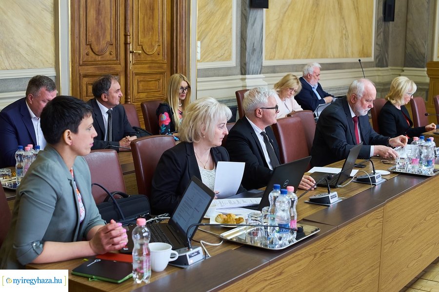 Városi Közgyűlés 2022 04 28