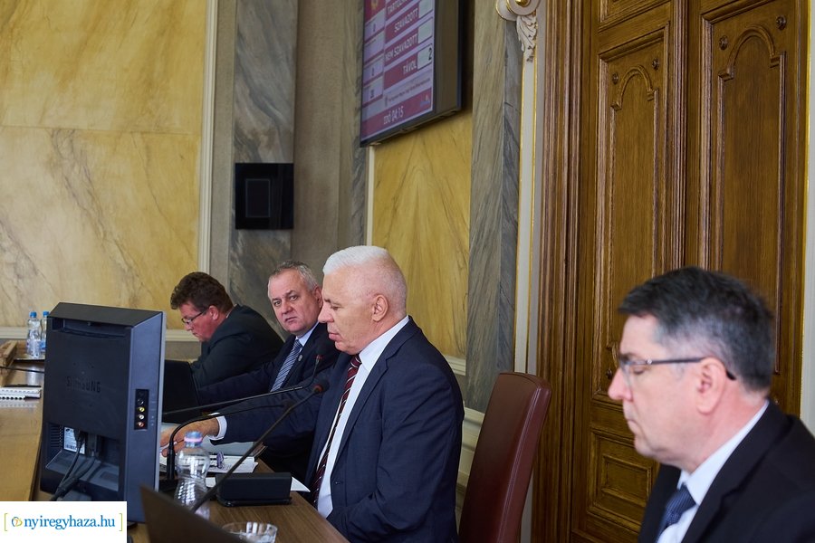 Városi Közgyűlés 2022 04 28