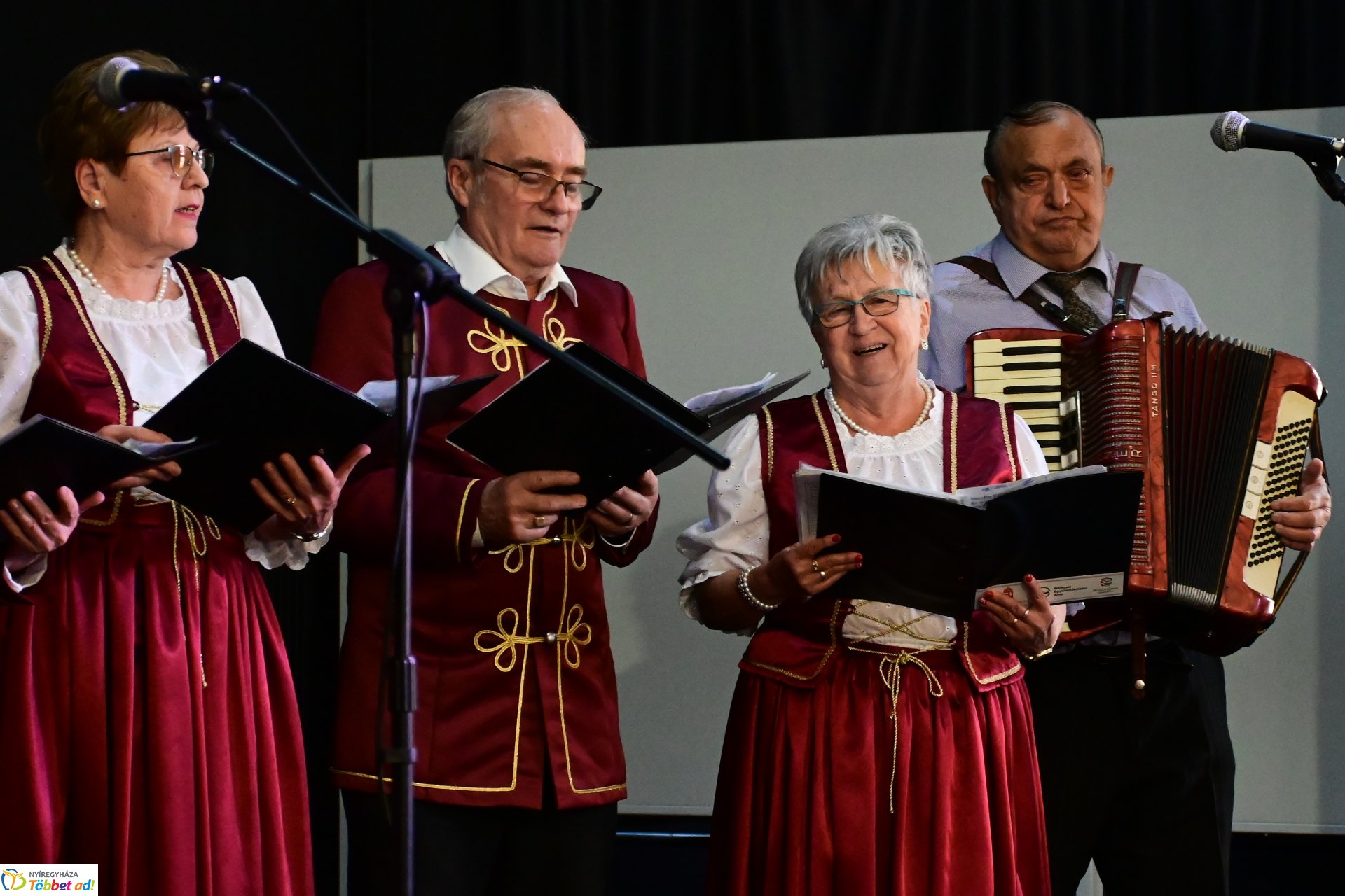 Városi kulturális szemle a Kölyökvárban