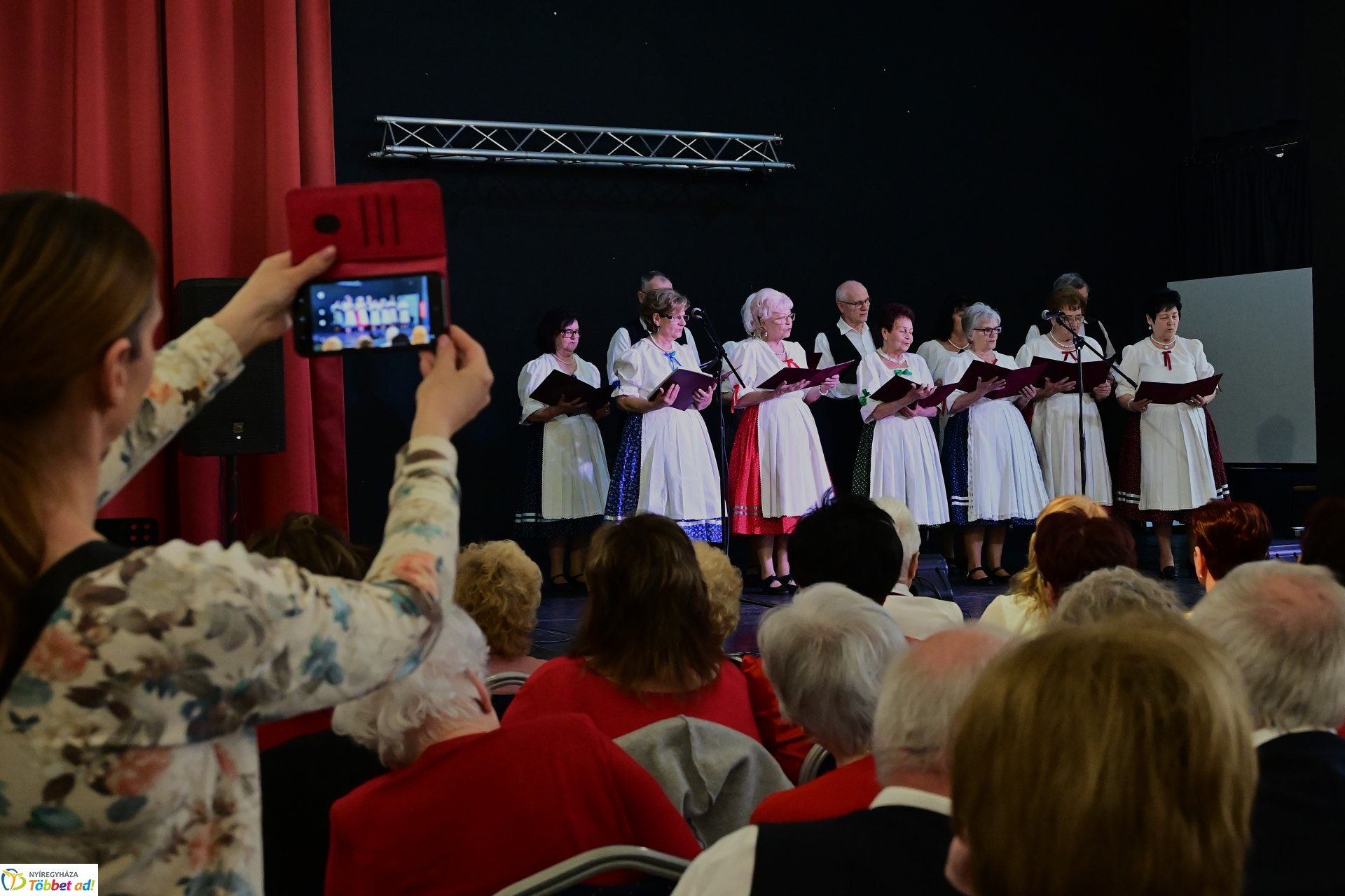 Városi kulturális szemle a Kölyökvárban