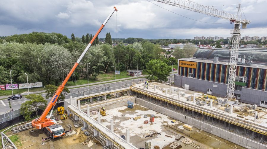 Városi Uszoda építkezése a magasból