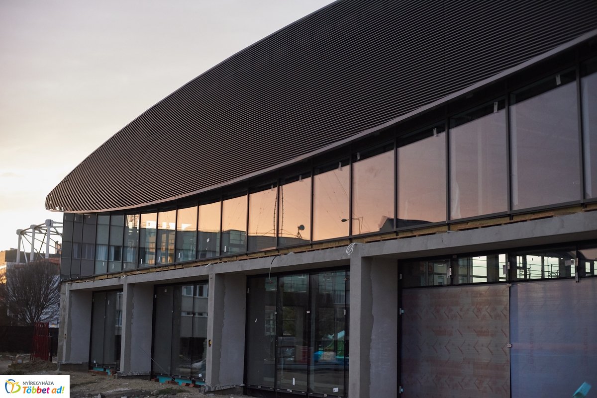 Városi Uszoda szemle