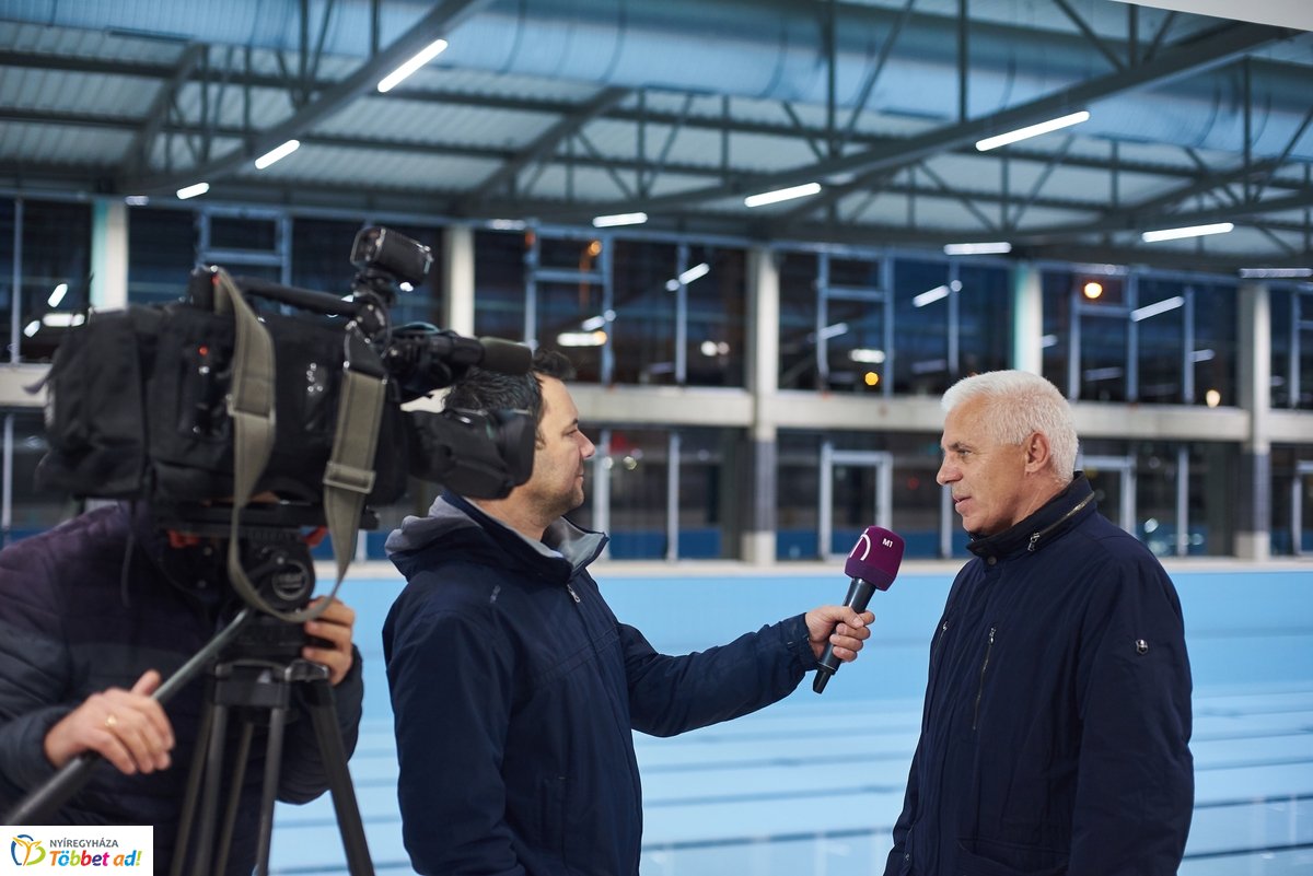 Városi Uszoda szemle