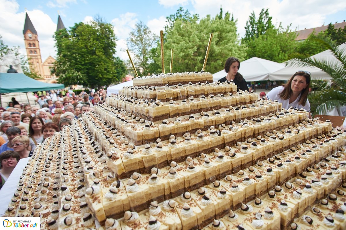 Városnap 2019 - a Város Tortája