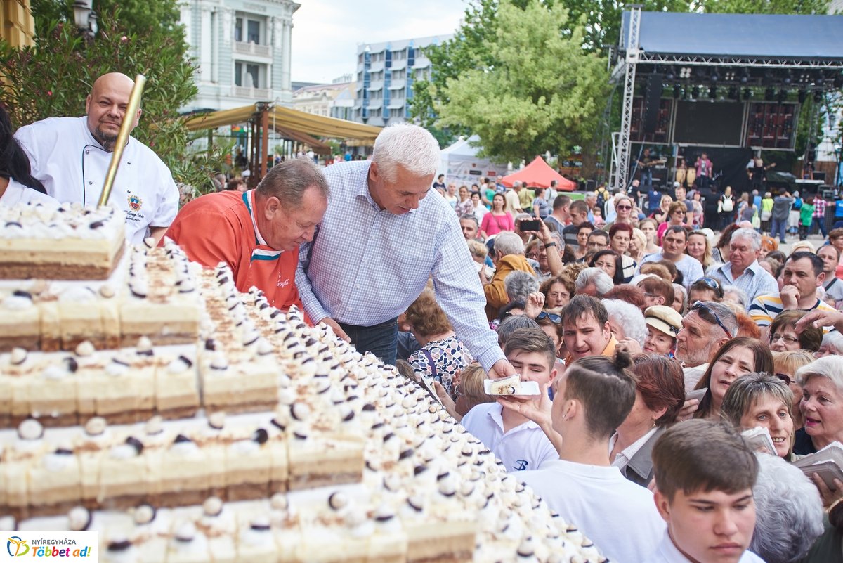 Városnap 2019 - a Város Tortája