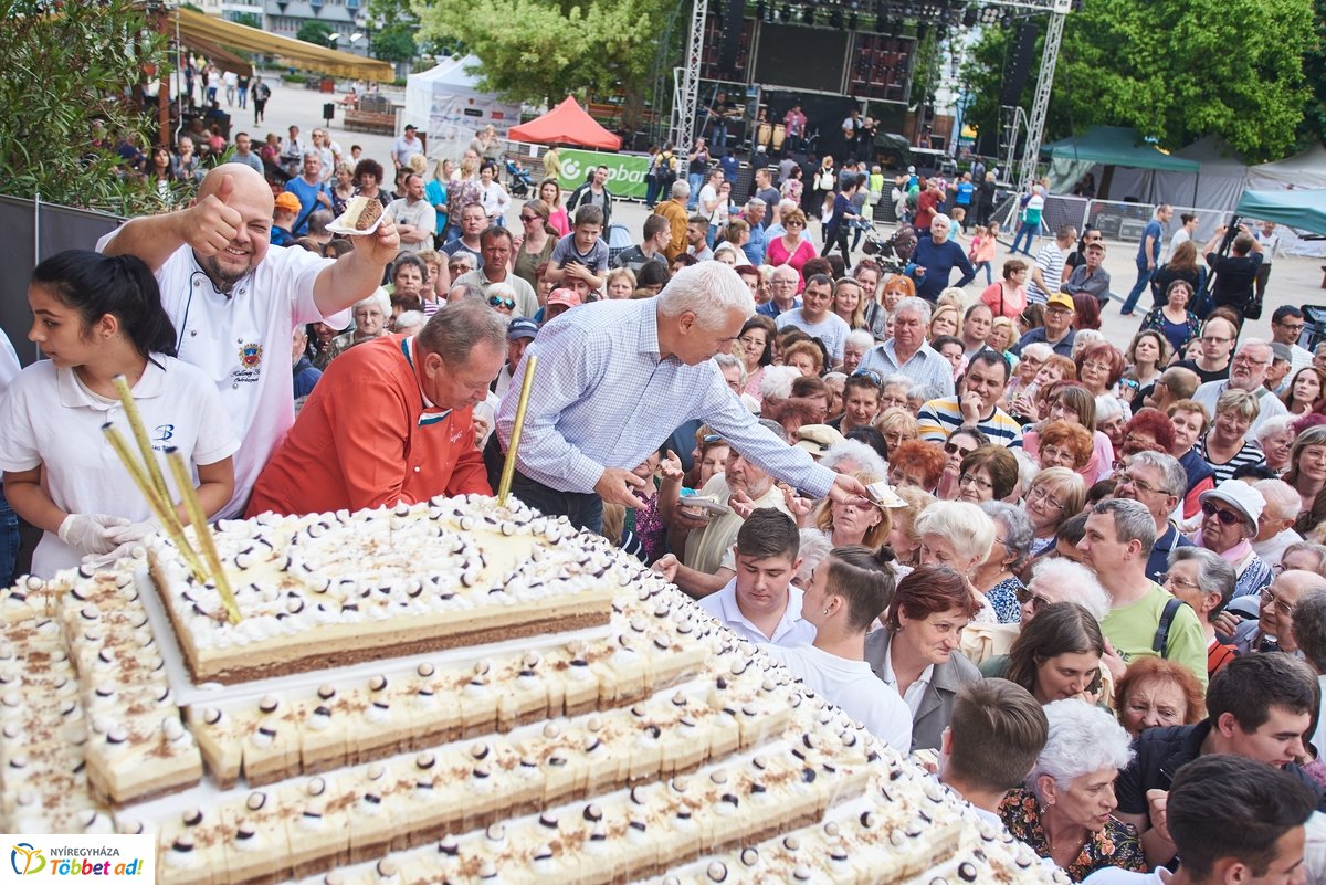 Városnap 2019 - a Város Tortája