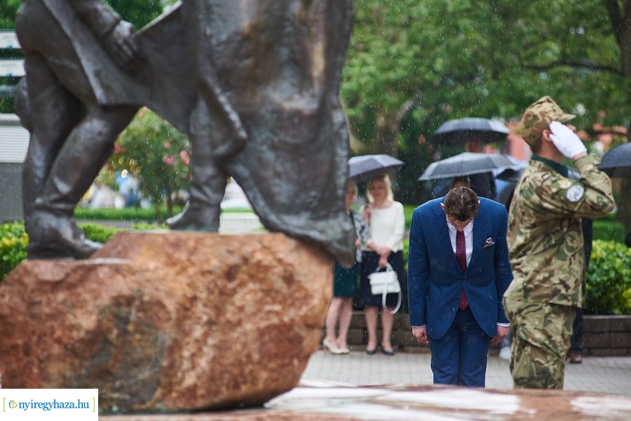 Városnap 2022 - emlékező koszorúzás