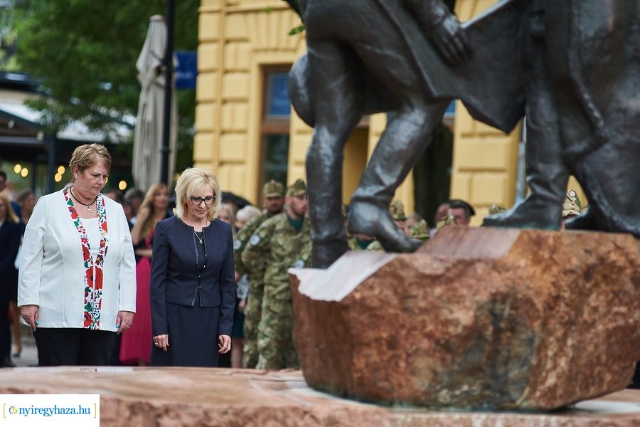 Városnap 2022 - emlékező koszorúzás