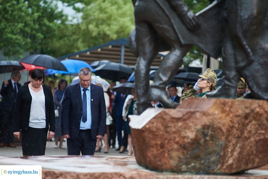 Városnap 2022 - emlékező koszorúzás