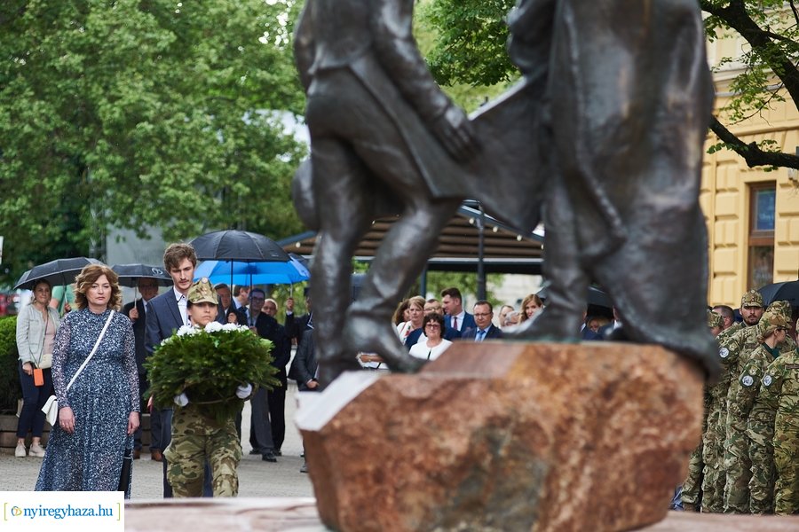 Városnap 2022 - emlékező koszorúzás