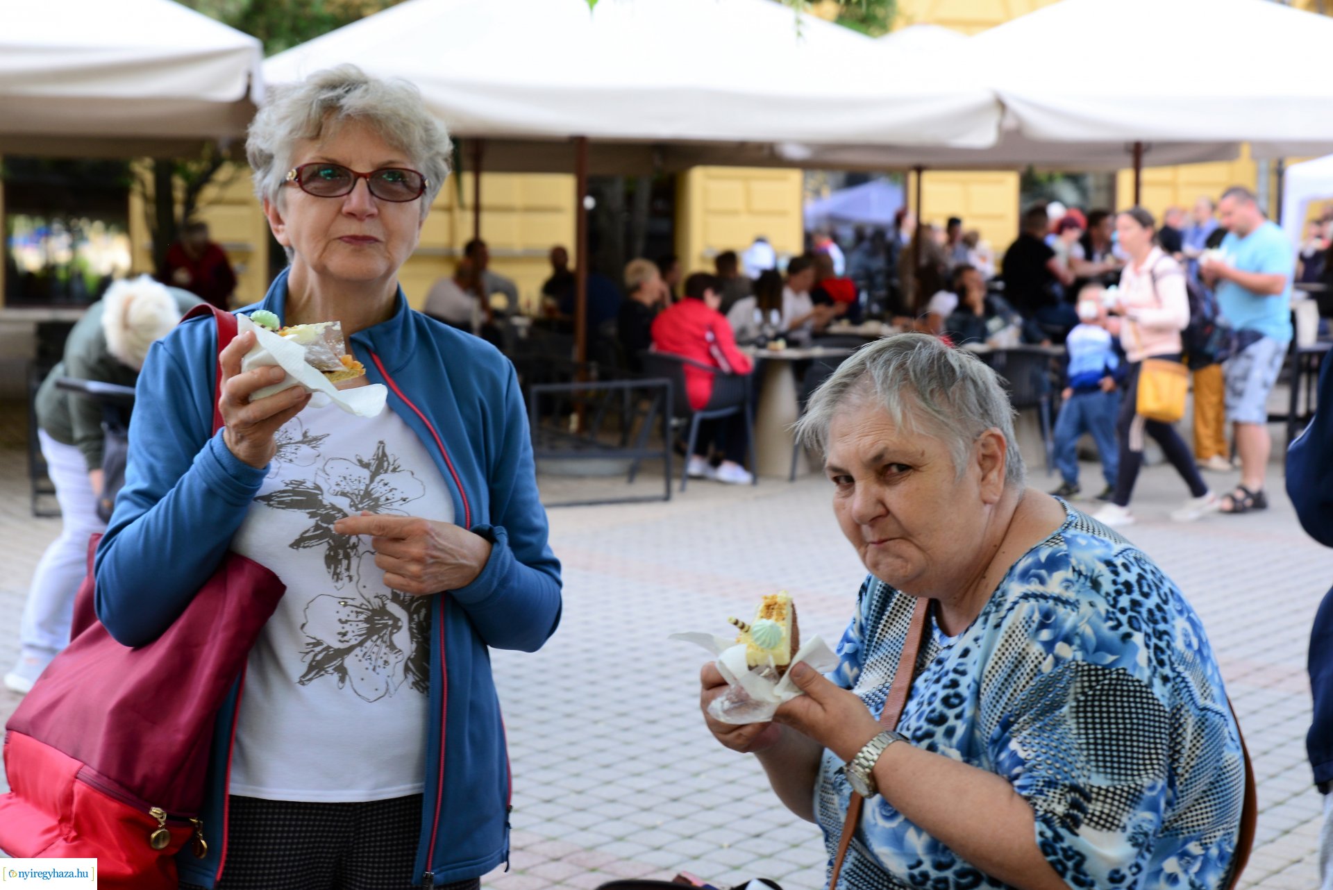 Városnap 2022 - fehércsokis várostortát készítettek a Sipkay-s cukrásztanulók