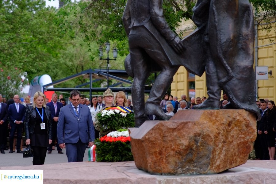 Városnap 2023 - emlékező koszorúzás