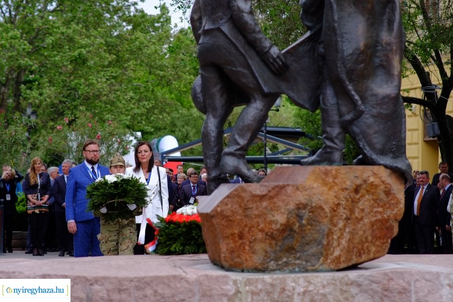 Városnap 2023 - emlékező koszorúzás