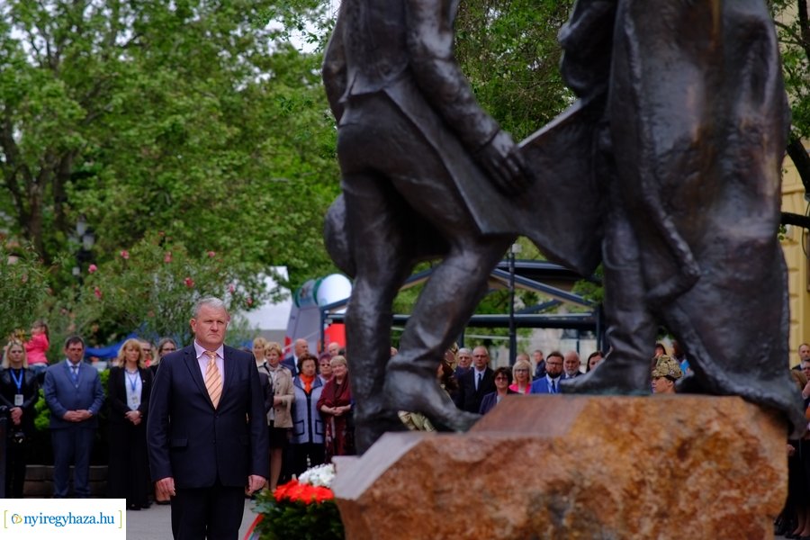 Városnap 2023 - emlékező koszorúzás