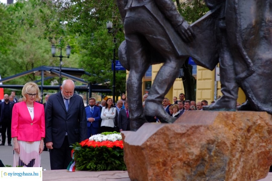 Városnap 2023 - emlékező koszorúzás