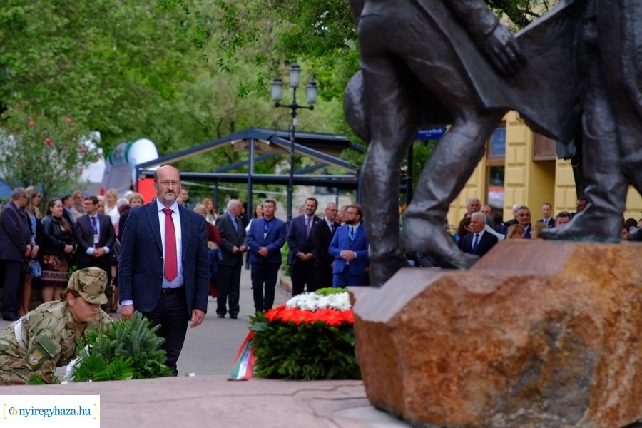 Városnap 2023 - emlékező koszorúzás