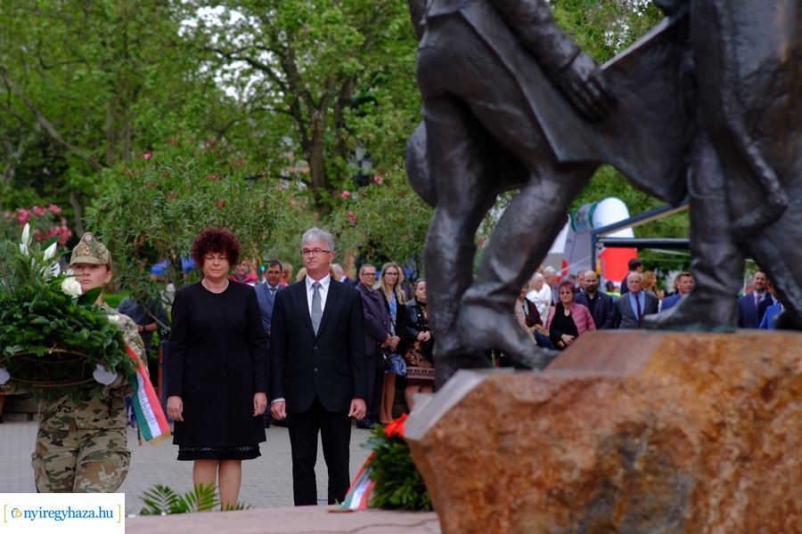 Városnap 2023 - emlékező koszorúzás