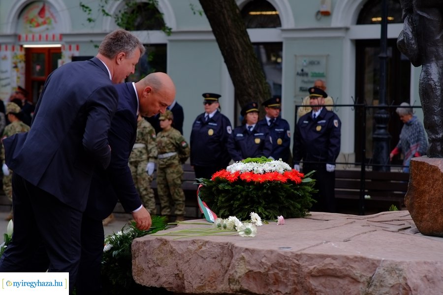 Városnap 2023 - emlékező koszorúzás