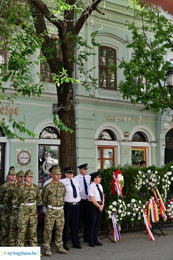Városnap 2024 - emlékező koszorúzás
