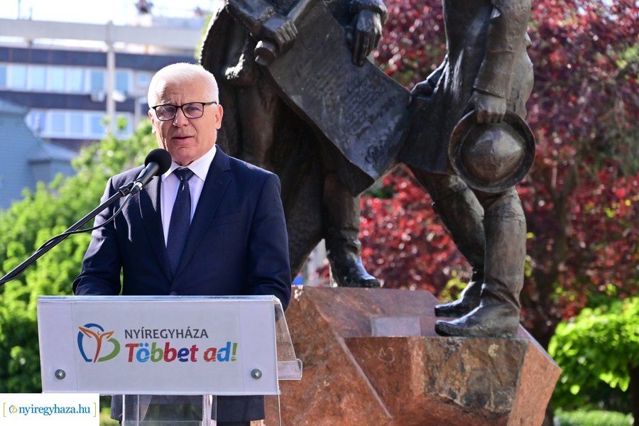 Városnap 2024 - emlékező koszorúzás