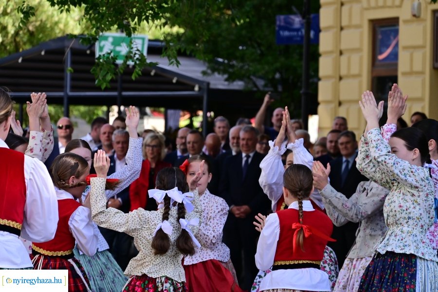 Városnap 2024 - emlékező koszorúzás