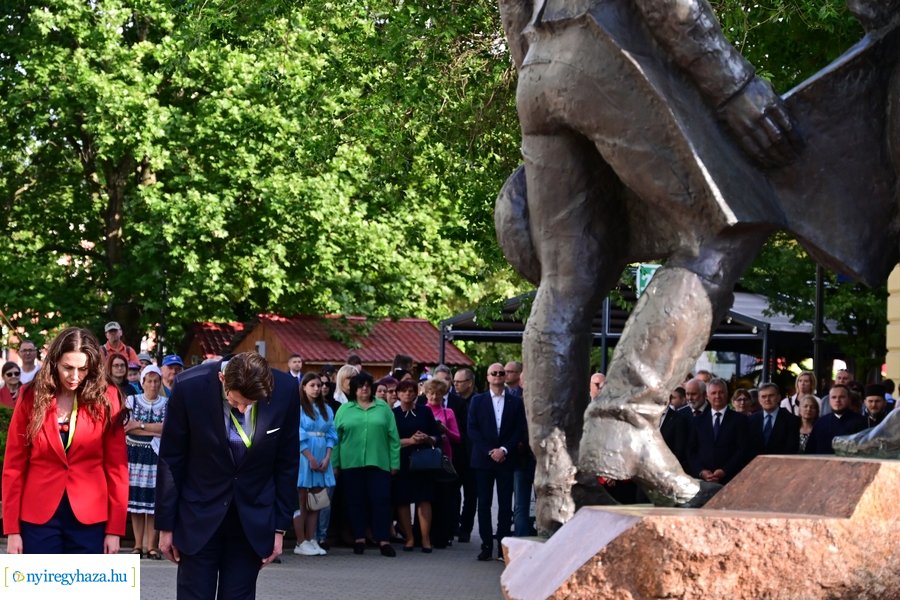 Városnap 2024 - emlékező koszorúzás