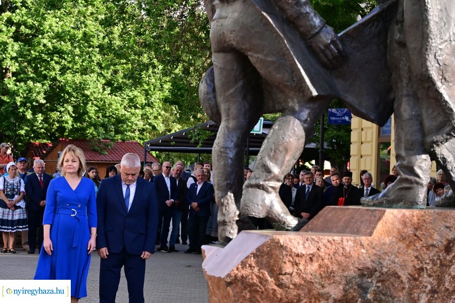 Városnap 2024 - emlékező koszorúzás